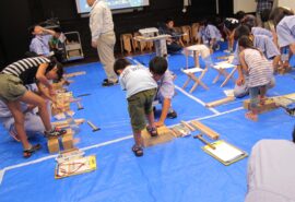 伝統の建築技術でイスをつくろう！